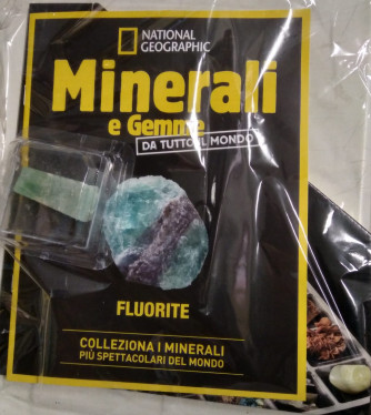 Minerali e Gemme da tutto il mondo - Fluorite - 6° uscita + Raccoglitore fascicoli