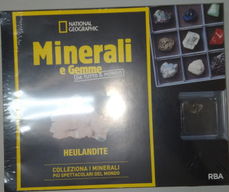 Minerali e Gemme da tutto il mondo - Heulandite + Espositore - n. 78 - 20/07/2024