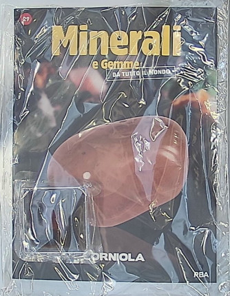 MINERALI E GEMME9 - corniola